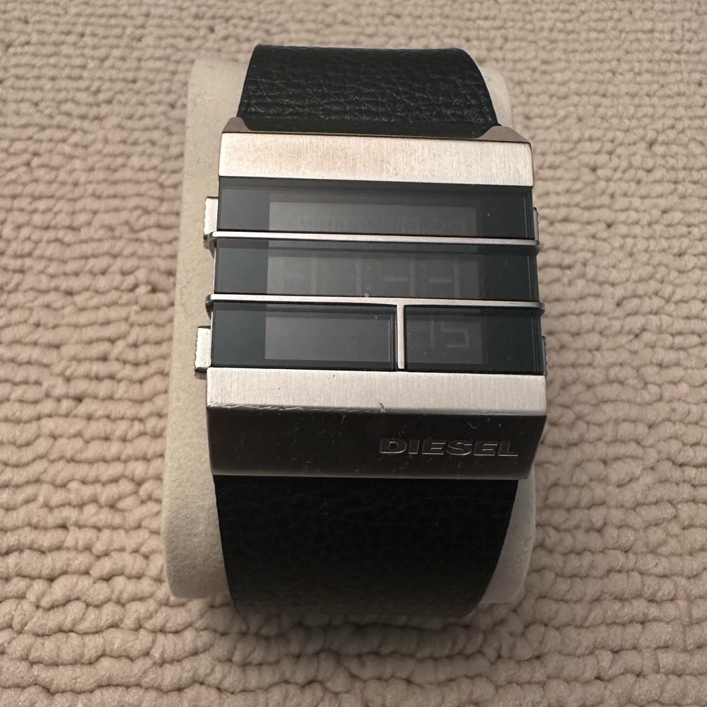 DIESEL DZ-7069 WATCH Black Silver
